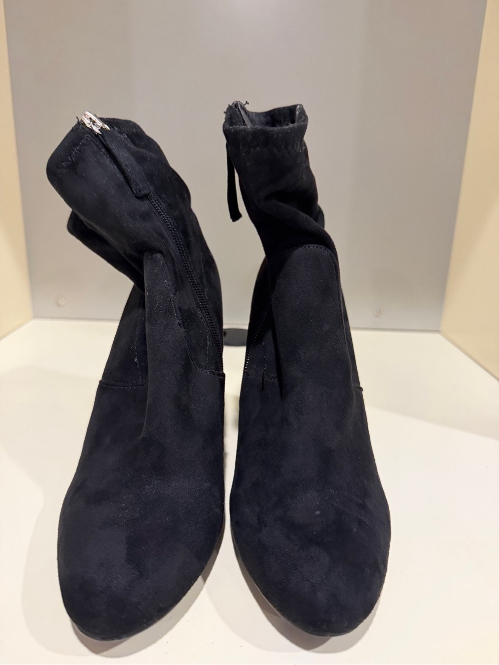 Steven Madden suede boots